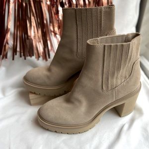 NEW! Dolce Vita Caster H2O Booties Size 9